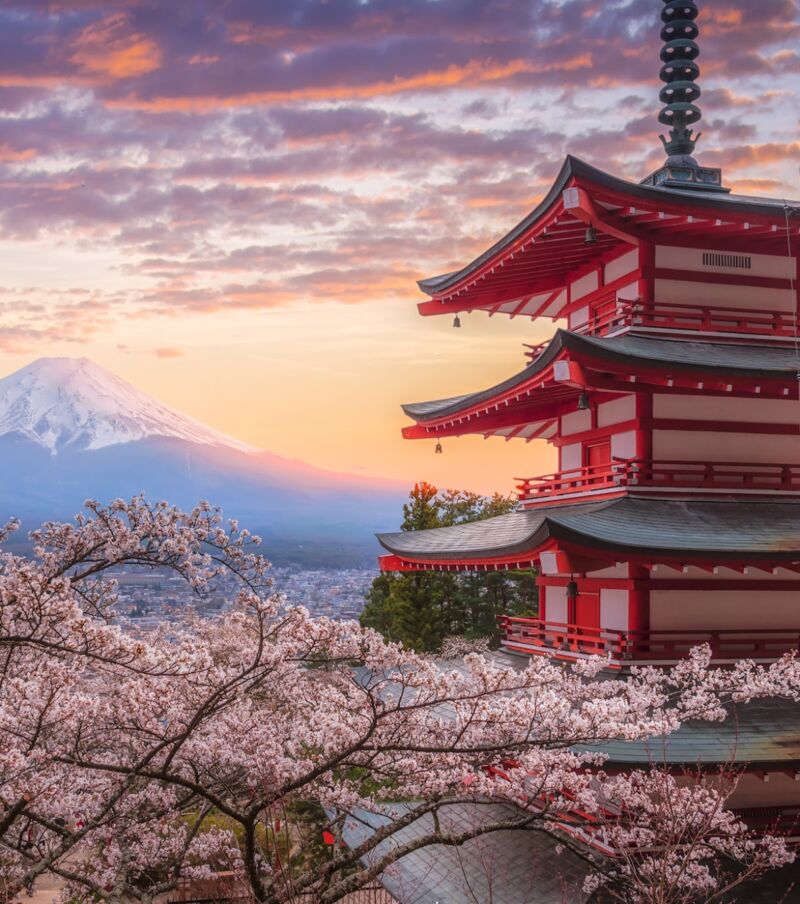 Pagode Chureito com o Monte Fuji e cerejeiras, Japão